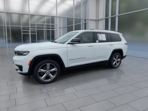 Used 2021 Jeep Grand Cherokee L Limited AWD/4WD image 4