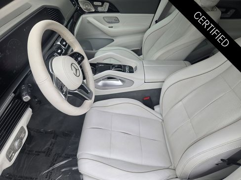 Used 2023 Mercedes-Benz Maybach GLS 600 4MATIC image 3