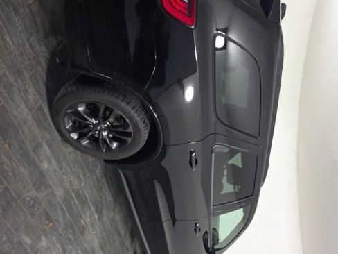 Used 2022 Dodge Durango R/T w/ Blacktop Package image 10