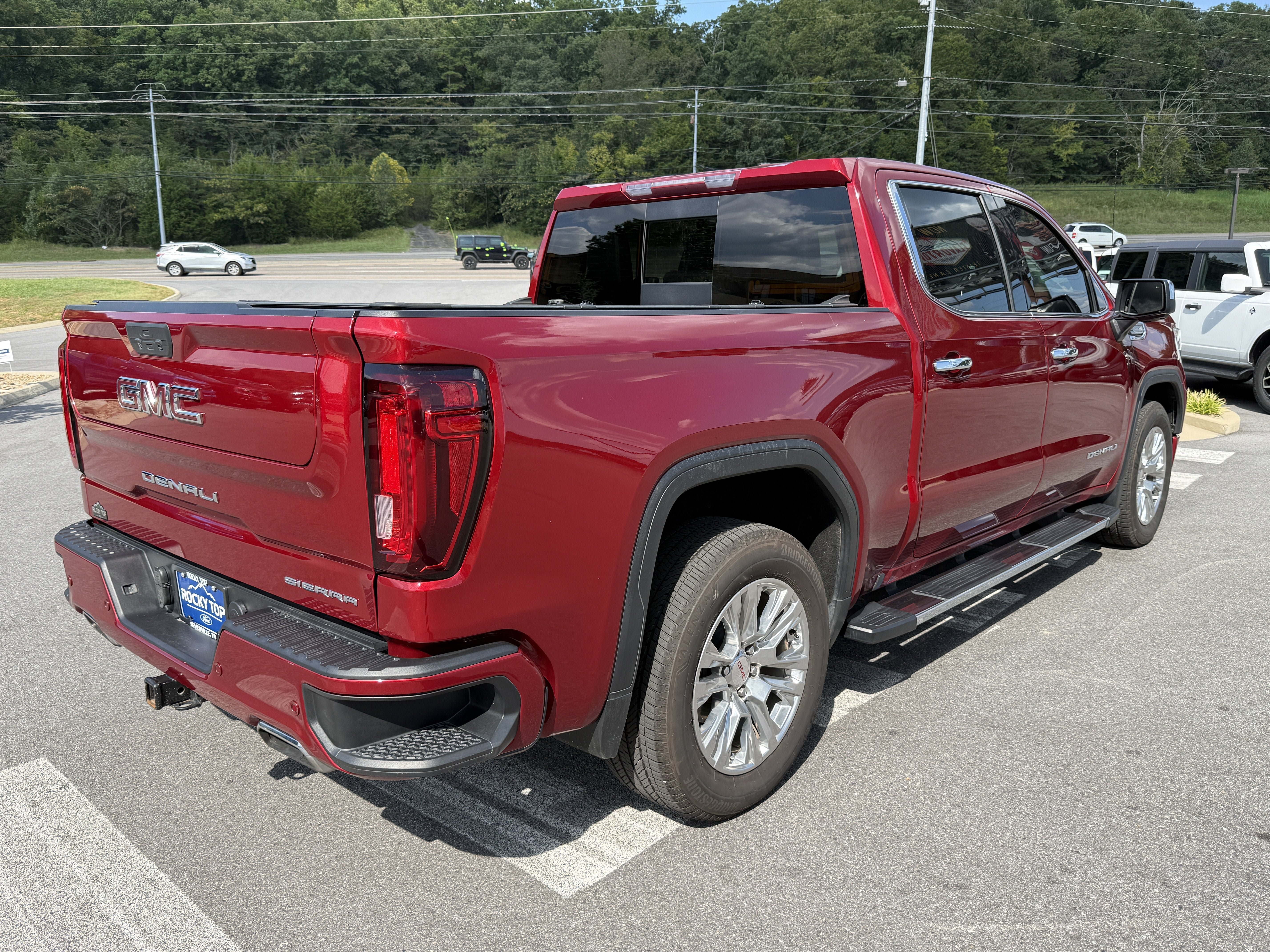 Used 2021 GMC Sierra 1500 Denali w/ Driver Alert Package II AWD/4WD image 5