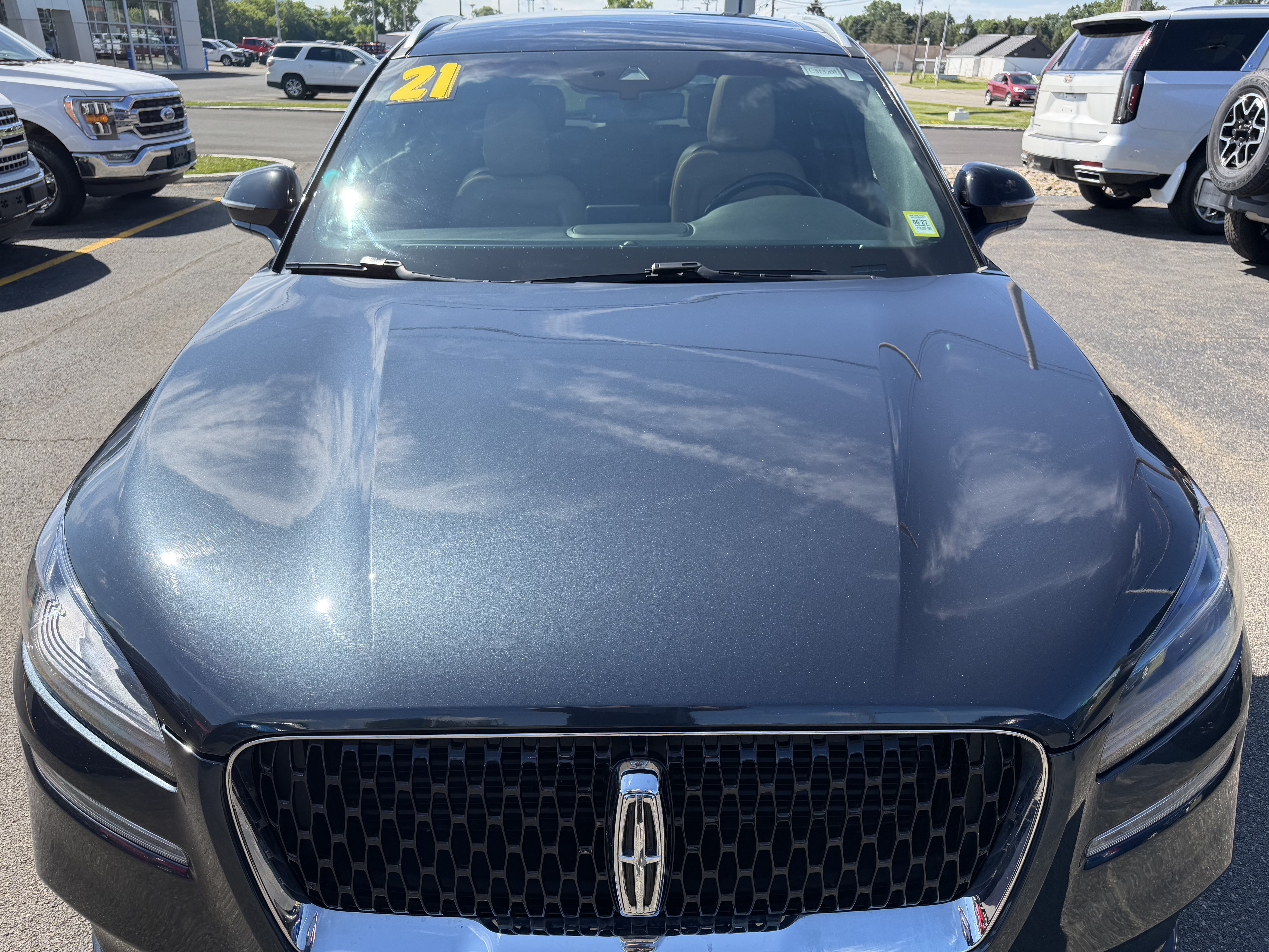 Used 2021 Lincoln Corsair Reserve w/ Sport Package AWD/4WD image 5