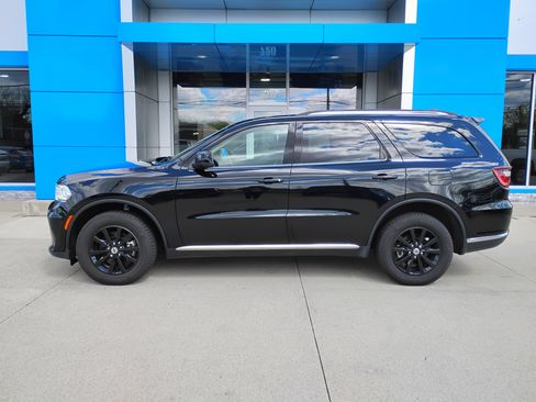 Used 2022 Dodge Durango SXT AWD/4WD image 30