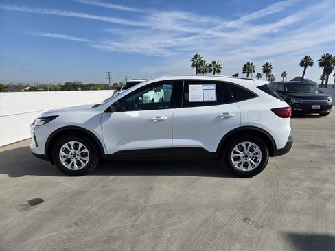 Used 2025 Ford Escape Active image 7