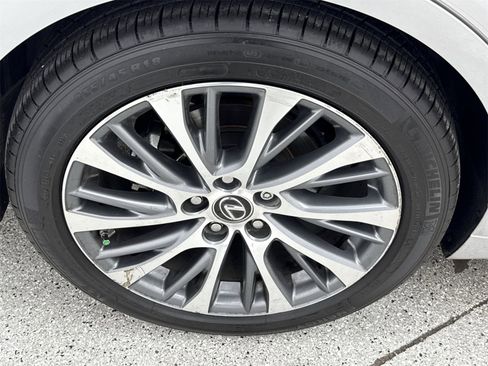 Used 2019 Lexus ES 350 Luxury image 53