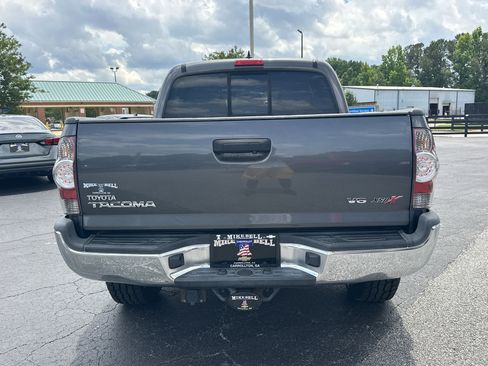 Used 2014 Toyota Tacoma 4x4 Double Cab w/ SR5 Package image 6