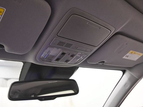 Used 2021 Honda CR-V Touring image 29