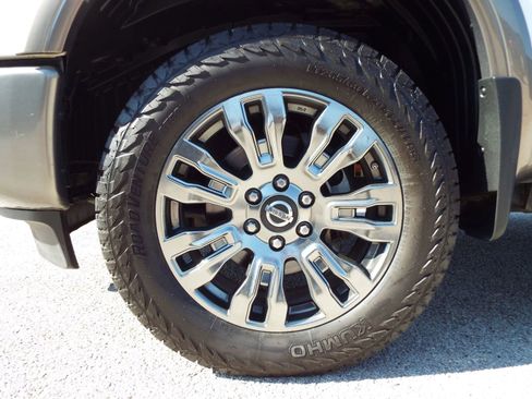 Used 2018 Nissan Titan Platinum Reserve w/ Platinum Utility Package image 9