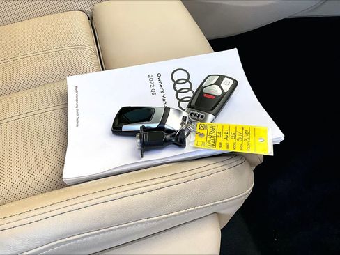 Used 2022 Audi Q5 2.0T Premium Plus image 14