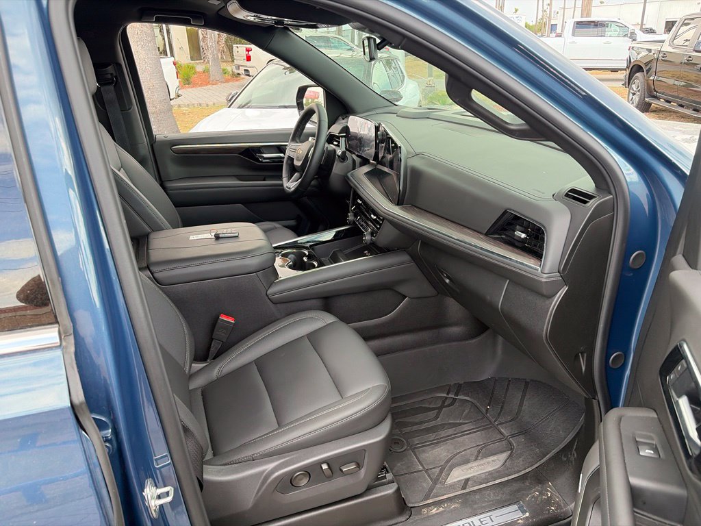 Used 2026 Chevrolet Tahoe LT w/ Comfort Package RWD image 11