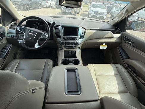 Used 2018 GMC Yukon SLT w/ Open Road Package image 6