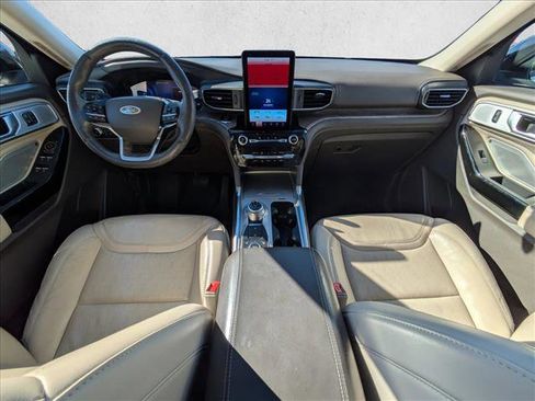 Used 2021 Ford Explorer Platinum w/ Equipment Group 601A image 21