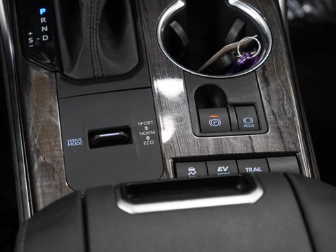 Used 2020 Toyota Highlander Platinum AWD/4WD image 22