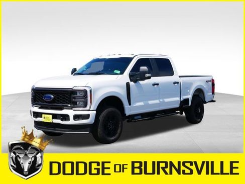 Used 2024 Ford F250 XL w/ STX Appearance Package AWD/4WD image 3