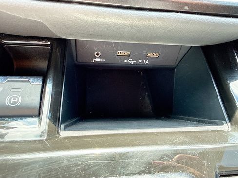 Certified 2022 Subaru Outback Wilderness AWD/4WD image 30