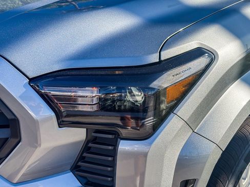 New 2026 Toyota Tacoma SR5 AWD/4WD image 9