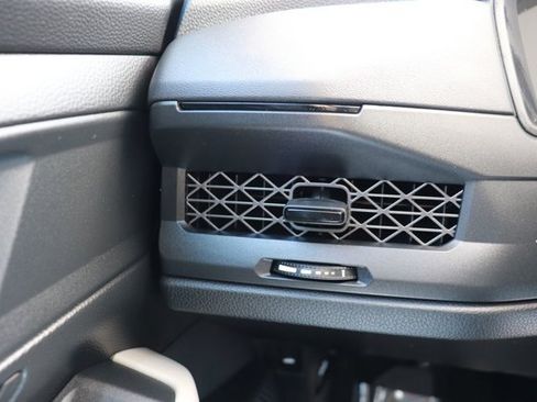 Certified 2025 Honda Accord LX image 23