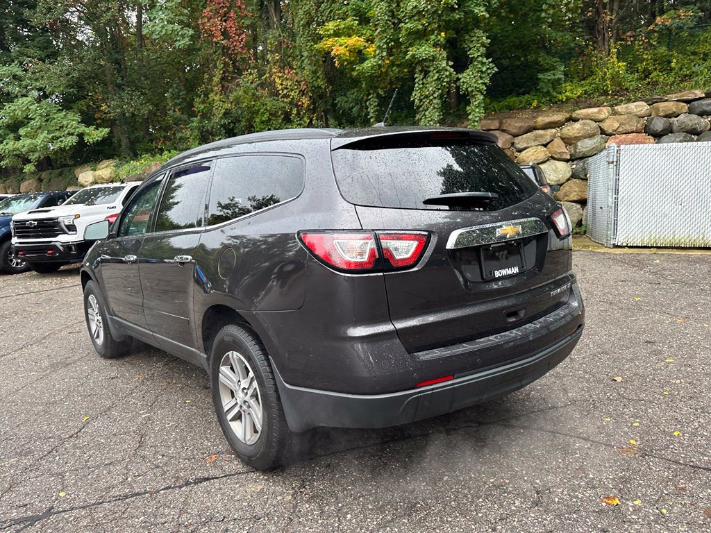 Used 2015 Chevrolet Traverse LT FWD image 3