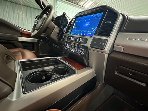 Used 2022 Ford F250 King Ranch w/ King Ranch Ultimate Package AWD/4WD image 42