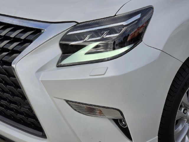 Used 2020 Lexus GX 460 Premium w/ Premium Package AWD/4WD image 6