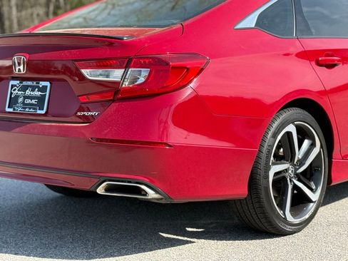 Used 2022 Honda Accord Sport image 19