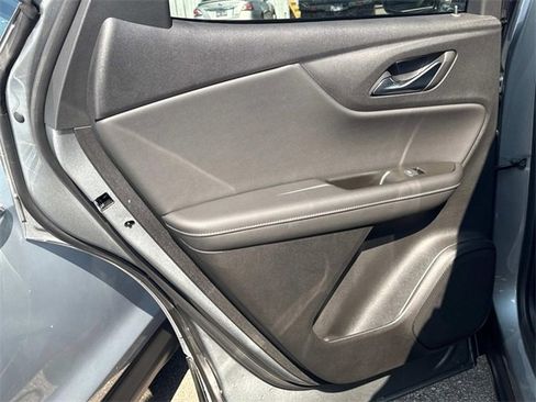 Used 2025 Chevrolet Blazer LT w/ Convenience Package image 17