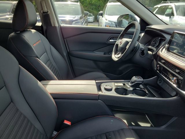 New 2026 Nissan Rogue SV AWD/4WD image 33