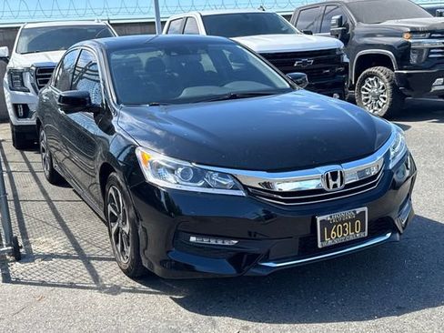 Used 2016 Honda Accord EX-L image 2