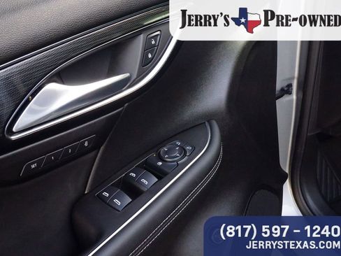 Used 2023 Buick Envision Essence w/ Sport Touring Package image 17