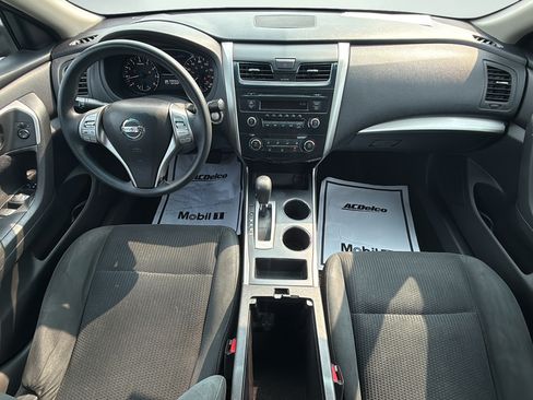 Used 2015 Nissan Altima 2.5 S FWD image 38