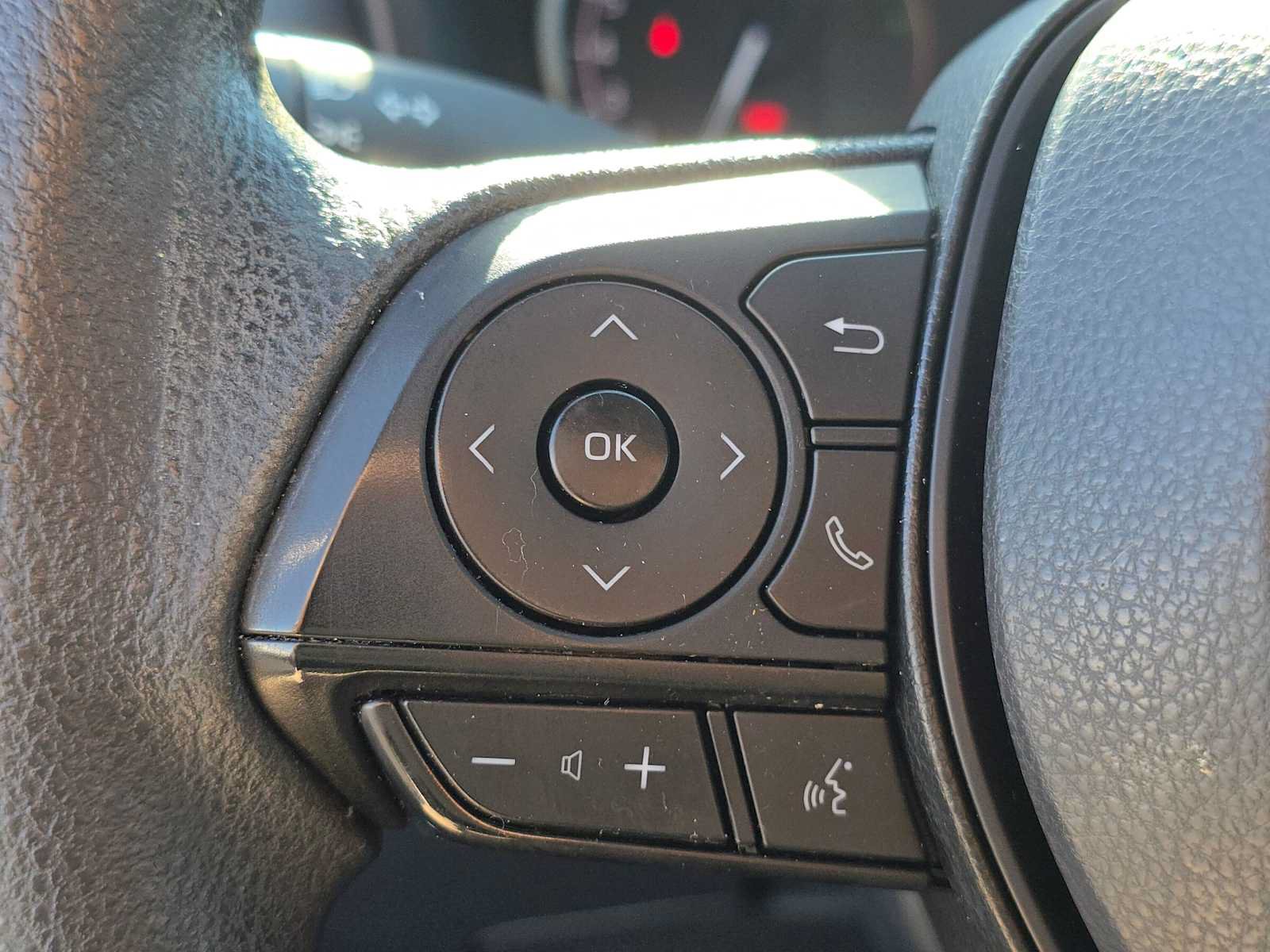 Used 2023 Toyota RAV4 XLE AWD/4WD image 26