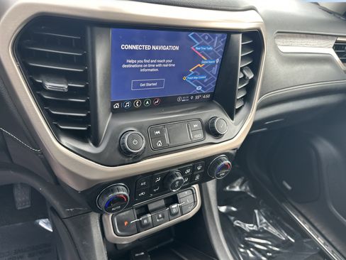 Certified 2023 GMC Acadia Denali w/ Denali Ultimate Package AWD/4WD image 15