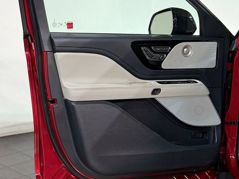 New 2026 Lincoln Aviator Reserve AWD/4WD image 42