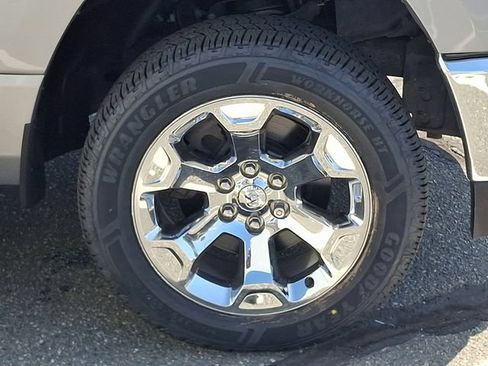 Used 2021 RAM 1500 Big Horn AWD/4WD image 29