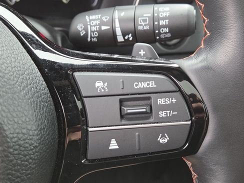 Used 2025 Honda Pilot TrailSport image 33