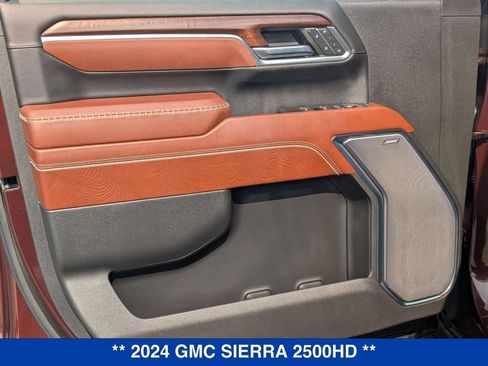 Used 2024 GMC Sierra 2500 Denali Ultimate AWD/4WD image 17