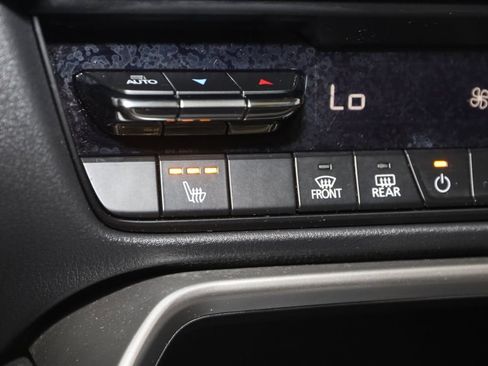 Used 2024 MAZDA CX-90 Plug-In Hybrid w/ Premium Pkg image 8