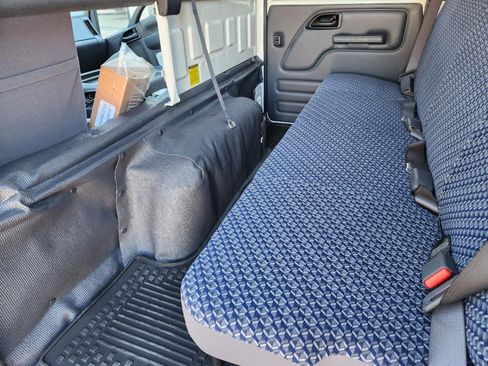 New 2025 Chevrolet Low Cab Forward image 31