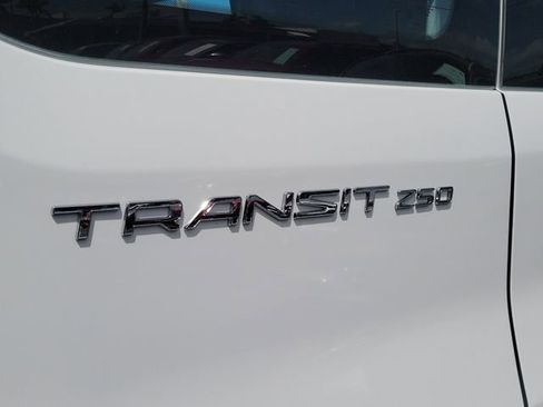 Used 2024 Ford Transit 250 Low Roof w/ Exterior Upgrade Package RWD image 5