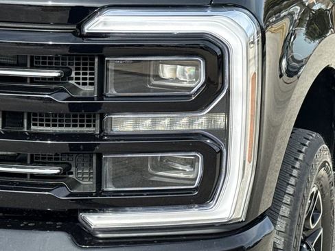 New 2026 Ford F250 Platinum AWD/4WD image 4