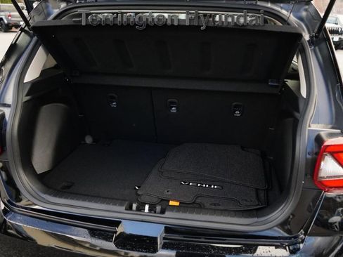 Certified 2024 Hyundai Venue SEL image 28
