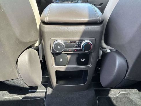 Used 2020 Ford Explorer Platinum AWD/4WD image 13