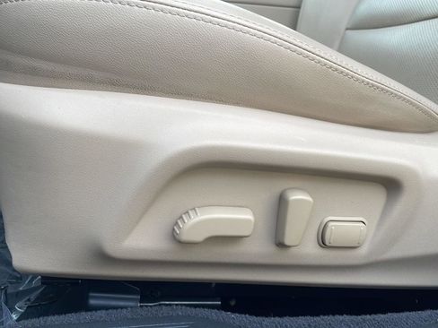 Used 2016 Subaru Outback 2.5i Limited image 20