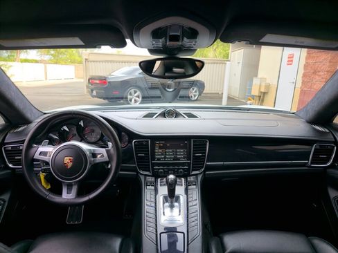 Used 2014 Porsche Panamera AWD/4WD image 15
