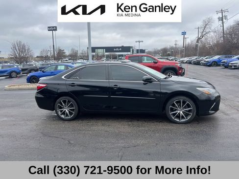 Used 2015 Toyota Camry XSE w/ Advanced Technology Package image 7