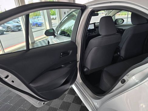 Used 2024 Toyota Corolla LE FWD image 34