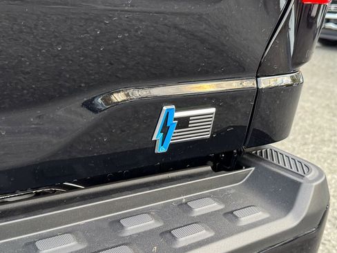 New 2025 Ford F150 Lightning Platinum image 15