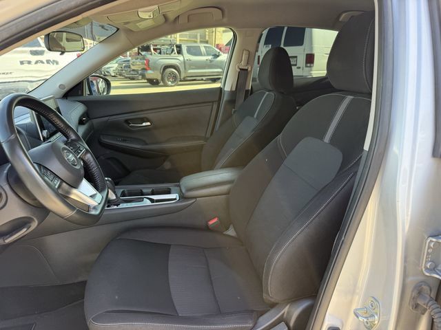 Used 2022 Nissan Sentra SV FWD image 25