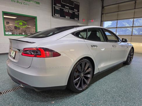 Used 2013 Tesla Model S Performance RWD image 6