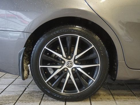 Used 2023 Toyota Camry SE image 21