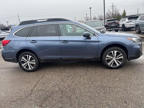Used 2018 Subaru Outback 3.6R Limited image 6